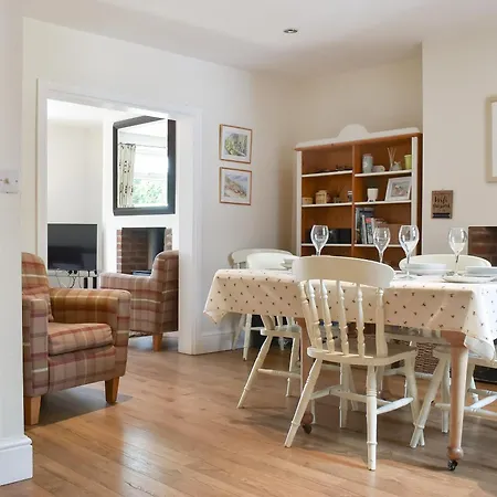 Holiday home Pebble Hinderwell